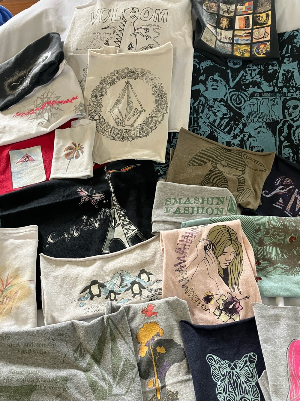 Vintage Volcom Mixed Graphic Tee Pieces Crafting Fiber Arts Pack